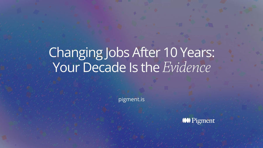 Cover for a guide to changing jobs after 10 years: a long row of ten soft blocks that bends into a new direction, carrying its blocks forward